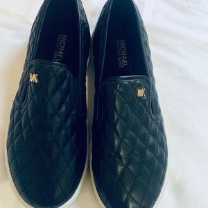 Fasely & Osmartin’s Closet.